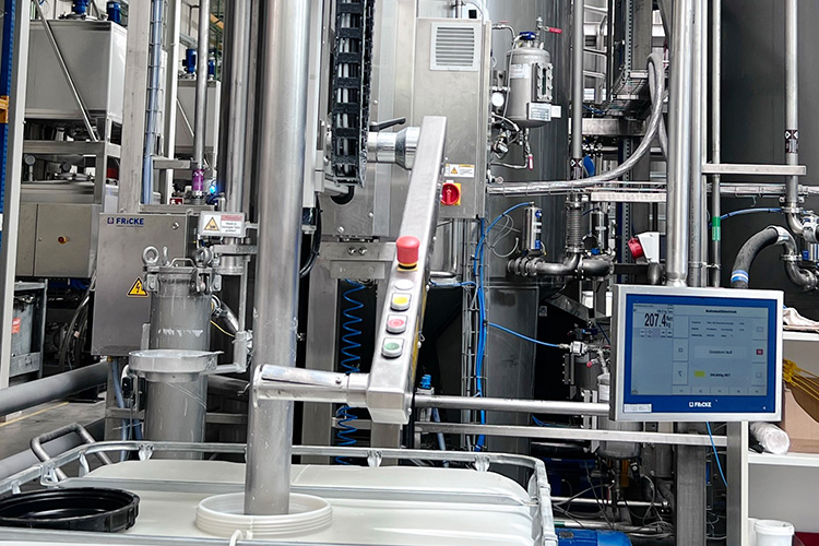 Filling systems for personal care and cleaning products