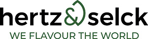 Hertz & Selck präsentiert ein modernes Logo mit dem Slogan 'We Flavour the World' in eleganter Schriftart.